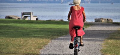 ajzda elektrickom bicykli pre seniorov